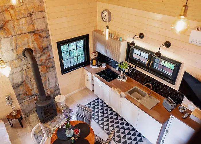 White & Black Kolczewo